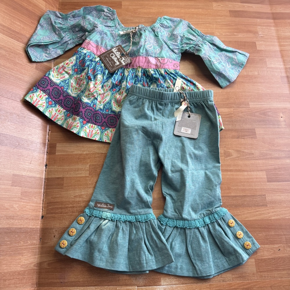 Matilda Jane bright lights big ruffles outfit, size 12-18 months, nwt